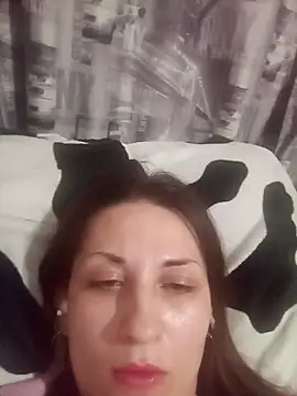 RitaLovvee online show from 10-31-25, 05:14