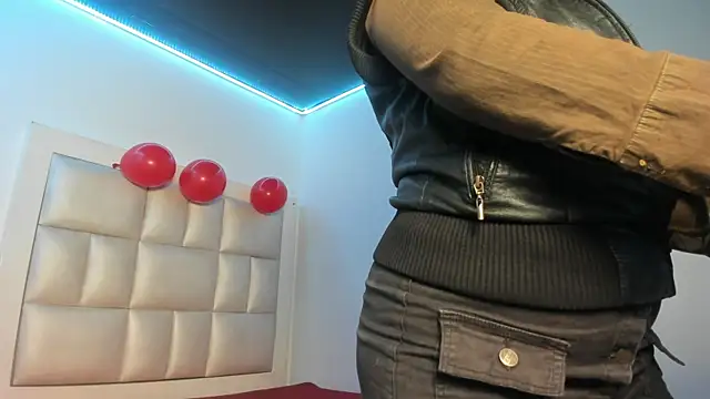 Snapshot of peyton__wat chatting on 06-02-26, 11:56 peyton wat online show from 06-02-26, 11:56