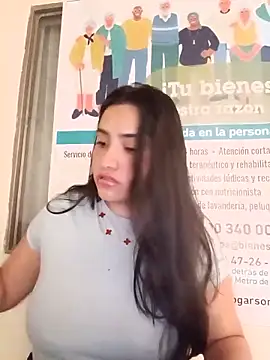 Snapshot of ANDREA-10_ chatting on 06-03-26, 12:30 ANDREA-10 online show from 06-03-26, 12:30