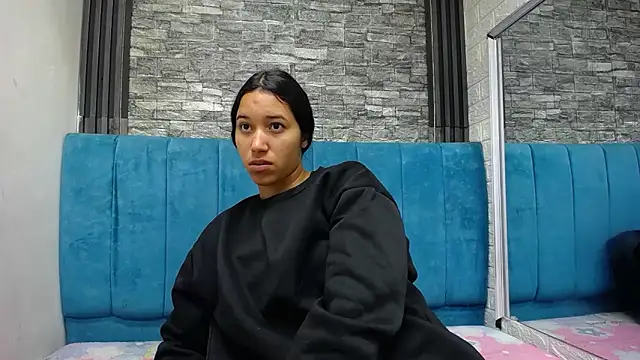 Snapshot of Lil_Rose2006 chatting on 02-17-26, 12:45 Lil Rose2006 online show from 02-17-26, 12:45