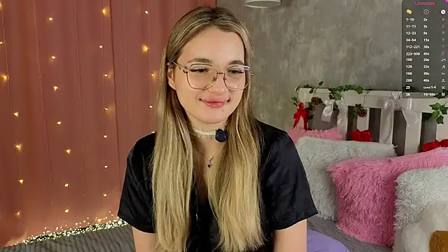 vivyboo111 online show from 02-02-26, 07:23