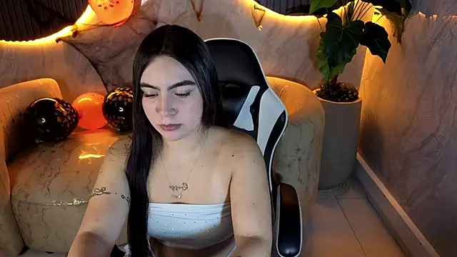 scarlett smith tp online show from 10-14-25, 12:50