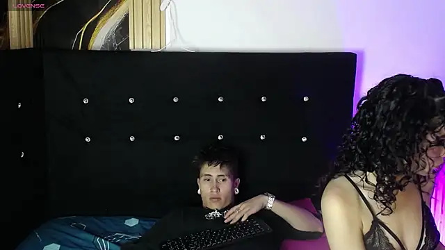 Snapshot of oblivionlove chatting on 07-08-26, 10:47 oblivionlove online show from 07-08-26, 10:47