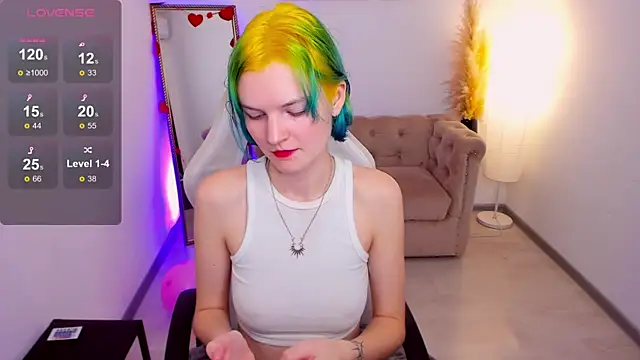 Snapshot of Lika_Sky chatting on 02-08-26, 06:06 Lika Sky online show from 02-08-26, 06:06