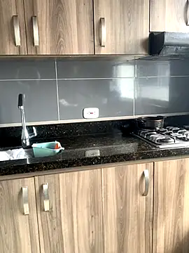 Snapshot of sweet-abbie chatting on 10-10-25, 07:24 sweet-abbie online show from 10-10-25, 07:24