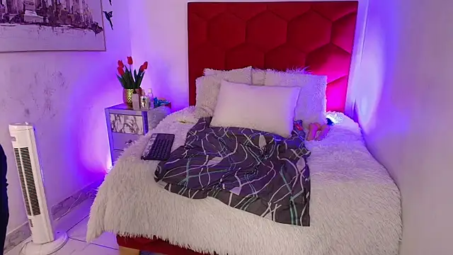 EvaGoddess  online show from 11-30-25, 03:05