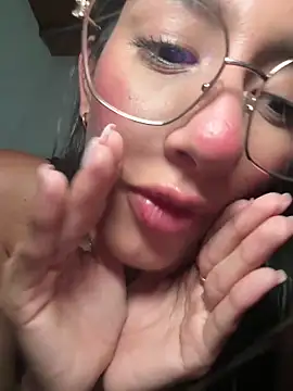 Julieta Duque online show from 04-06-26, 03:48