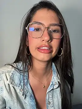 Julieta Duque online show from 04-22-26, 02:25