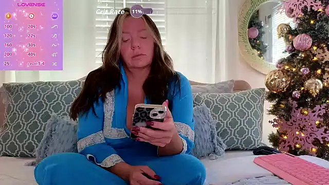 STIFFLERSMOMM online show from 11-23-25, 02:28