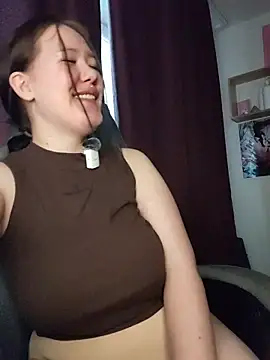 Snapshot of yanderephobia chatting on 11-29-25, 10:35 yanderephobia online show from 11-29-25, 10:35