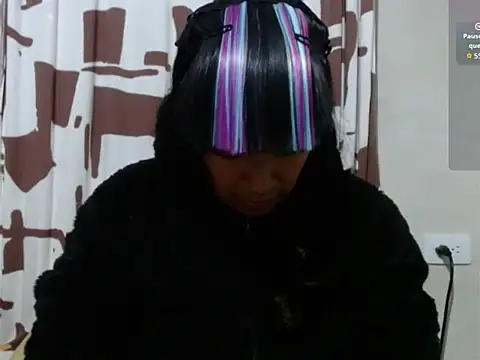 Acelinrose online show from 05-13-26, 12:41