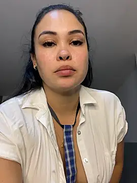 FOX LATINA online show from 05-18-26, 04:07