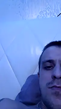 Snapshot of Adidas7217 chatting on 12-20-25, 01:02 Adidas7217 online show from 12-20-25, 01:02