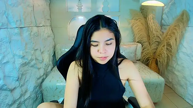 ambarina r online show from 11-25-25, 03:17