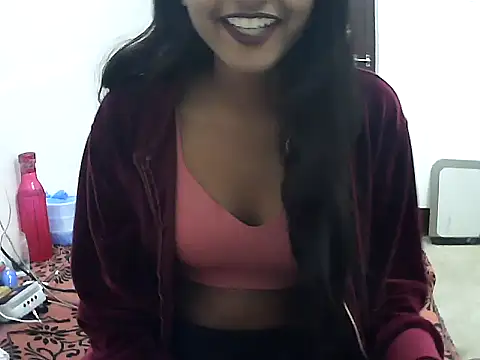 Snapshot of Hottie-rani chatting on 12-01-25, 04:01 Hottie-rani online show from 12-01-25, 04:01