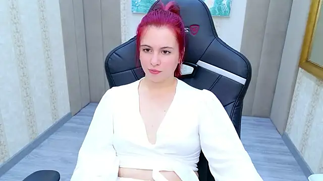 Snapshot of Akira_Halls chatting on 01-18-26, 10:46 Akira Halls online show from 01-18-26, 10:46