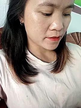 Norah-h online show from 10-21-25, 02:12