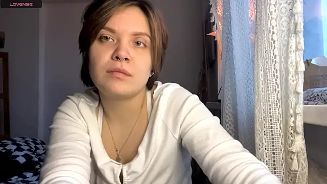 SabrinaFolts online show from 10-20-25, 02:17