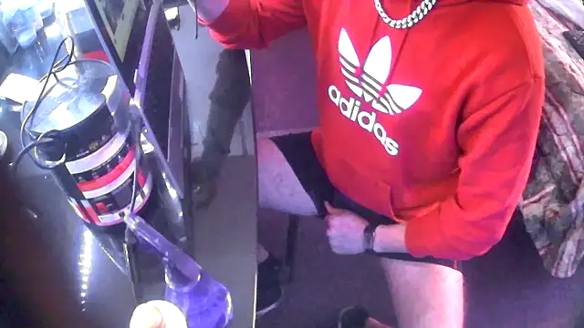 Snapshot of andrewspencer6969 chatting on 10-31-25, 12:50 andrewspencer6969 online show from 10-31-25, 12:50