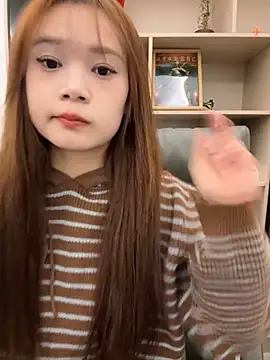 YY-27 online show from 10-27-25, 05:55