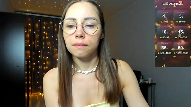 Snapshot of fun_nd_bun chatting on 12-19-25, 02:07 fun nd bun online show from 12-19-25, 02:07