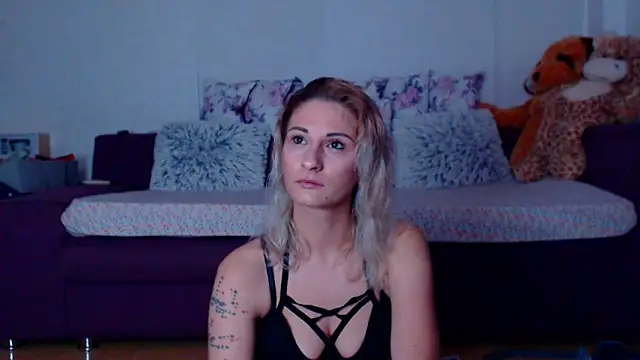 Snapshot of CassieSpell chatting on 03-03-26, 08:48 CassieSpell online show from 03-03-26, 08:48