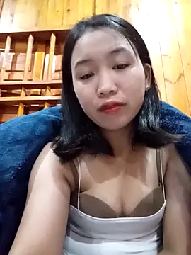 Snapshot of Suzuki_see chatting on 10-04-25, 09:57 Suzuki see online show from 10-04-25, 09:57