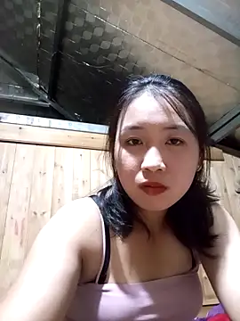 Snapshot of Suzuki_see chatting on 10-05-25, 10:02 Suzuki see online show from 10-05-25, 10:02