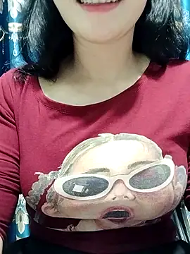 Snapshot of Mc_chinese chatting on 11-21-25, 04:22 Mc chinese online show from 11-21-25, 04:22