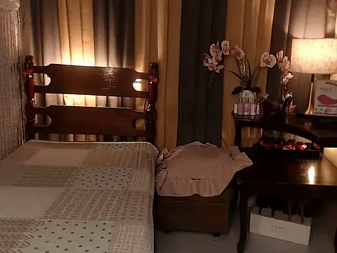 Jastine hunk online show from 01-08-26, 05:21