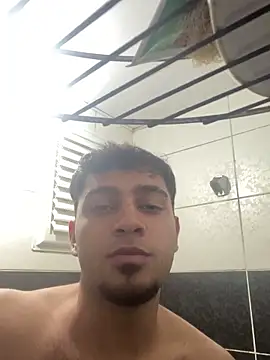 Snapshot of astoperaa chatting on 12-22-25, 07:11 astoperaa online show from 12-22-25, 07:11