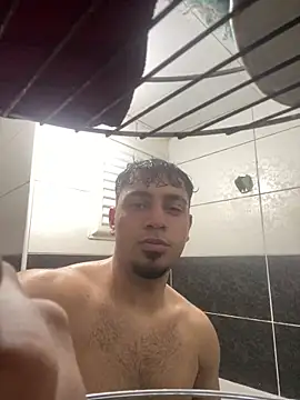 Snapshot of astoperaa chatting on 03-14-26, 11:43 astoperaa online show from 03-14-26, 11:43