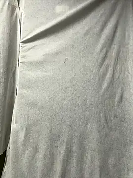 Snapshot of hhhajjib chatting on 10-28-25, 03:58 hhhajjib online show from 10-28-25, 03:58