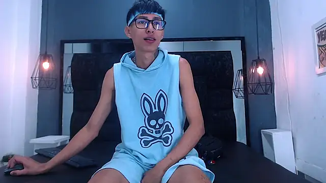 Snapshot of Daniel_delux_ chatting on 09-26-25, 11:03 Daniel delux online show from 09-26-25, 11:03