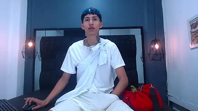 Snapshot of Daniel_delux_ chatting on 10-06-25, 11:07 Daniel delux online show from 10-06-25, 11:07