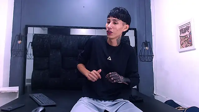 Snapshot of Daniel_delux_ chatting on 11-10-25, 11:53 Daniel delux online show from 11-10-25, 11:53