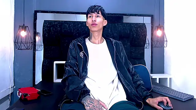 Snapshot of Daniel_delux_ chatting on 12-03-25, 11:08 Daniel delux online show from 12-03-25, 11:08