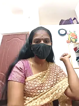 Snapshot of Tamil_Yalini12 chatting on 05-04-26, 03:35 Tamil Yalini12 online show from 05-04-26, 03:35