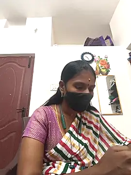 Snapshot of Tamil_Yalini12 chatting on 05-09-26, 04:56 Tamil Yalini12 online show from 05-09-26, 04:56