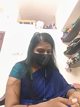 Snapshot of Tamil_Yalini12 chatting on 05-28-26, 03:26 Tamil Yalini12 online show from 05-28-26, 03:26