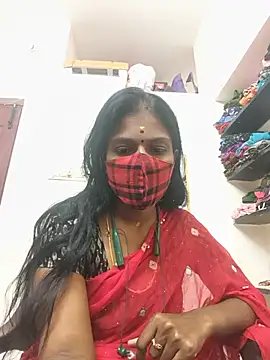 Snapshot of Tamil_Yalini12 chatting on 05-30-26, 11:18 Tamil Yalini12 online show from 05-30-26, 11:18