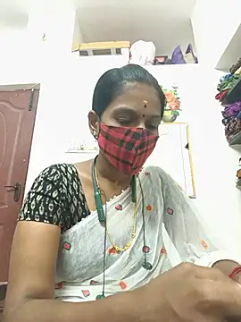 Snapshot of Tamil_Yalini12 chatting on 06-30-26, 03:51 Tamil Yalini12 online show from 06-30-26, 03:51
