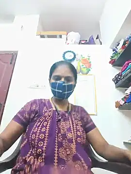 Snapshot of Tamil_Yalini12 chatting on 07-08-26, 08:52 Tamil Yalini12 online show from 07-08-26, 08:52