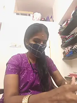 Snapshot of Tamil_Yalini12 chatting on 07-11-26, 11:24 Tamil Yalini12 online show from 07-11-26, 11:24