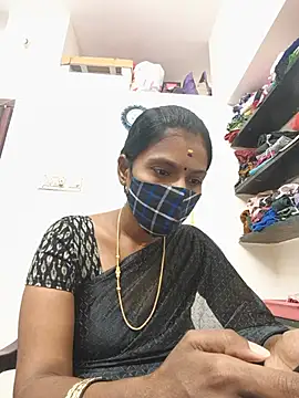 Snapshot of Tamil_Yalini12 chatting on 07-13-26, 05:43 Tamil Yalini12 online show from 07-13-26, 05:43