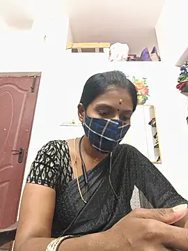 Snapshot of Tamil_Yalini12 chatting on 07-13-26, 05:49 Tamil Yalini12 online show from 07-13-26, 05:49