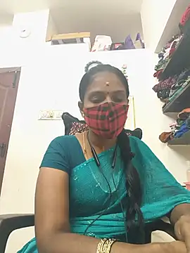 Snapshot of Tamil_Yalini12 chatting on 07-17-26, 03:18 Tamil Yalini12 online show from 07-17-26, 03:18