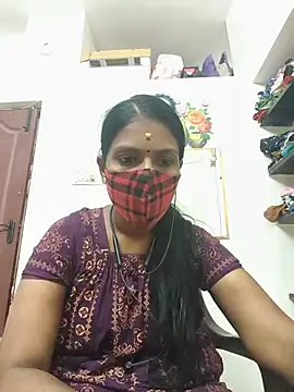 Snapshot of Tamil_Yalini12 chatting on 07-20-26, 06:17 Tamil Yalini12 online show from 07-20-26, 06:17