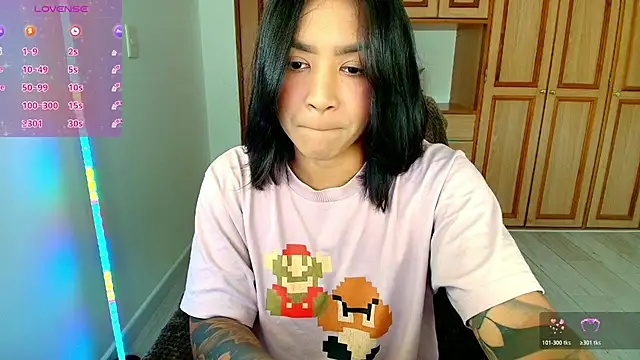 Snapshot of _lulukiss_ chatting on 05-27-26, 04:26 lulukiss online show from 05-27-26, 04:26