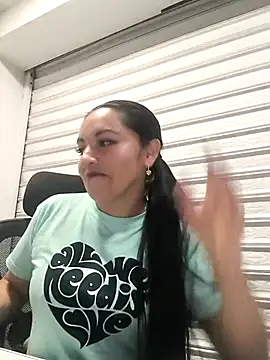 Snapshot of Alisson_Stonee chatting on 02-05-26, 11:09 Alisson Stonee online show from 02-05-26, 11:09